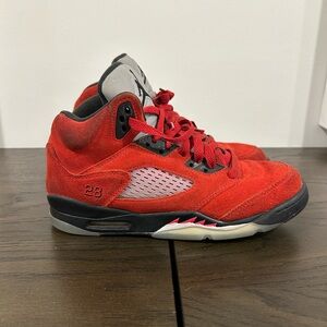 Size 6Y-Jordan retro 5 raging bull red